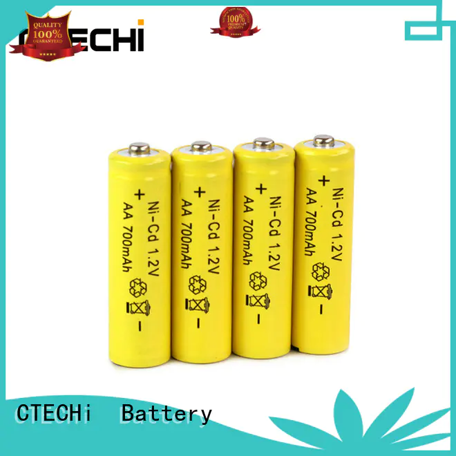 AA 1.2V 700mAh NiCd Rechargeable Batteries